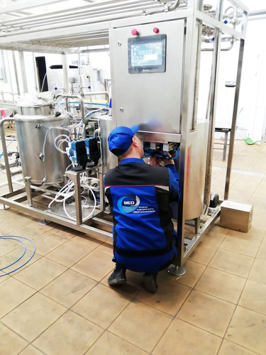 Установка оборудования для переработки молока в СХПК 
